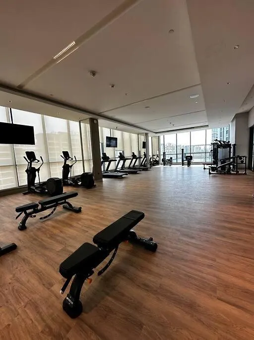 Luxurious 1 Bedroom Burj Khalifa View Dubai