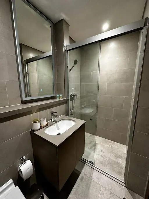 Luxurious 1 Bedroom Burj Khalifa View Dubai